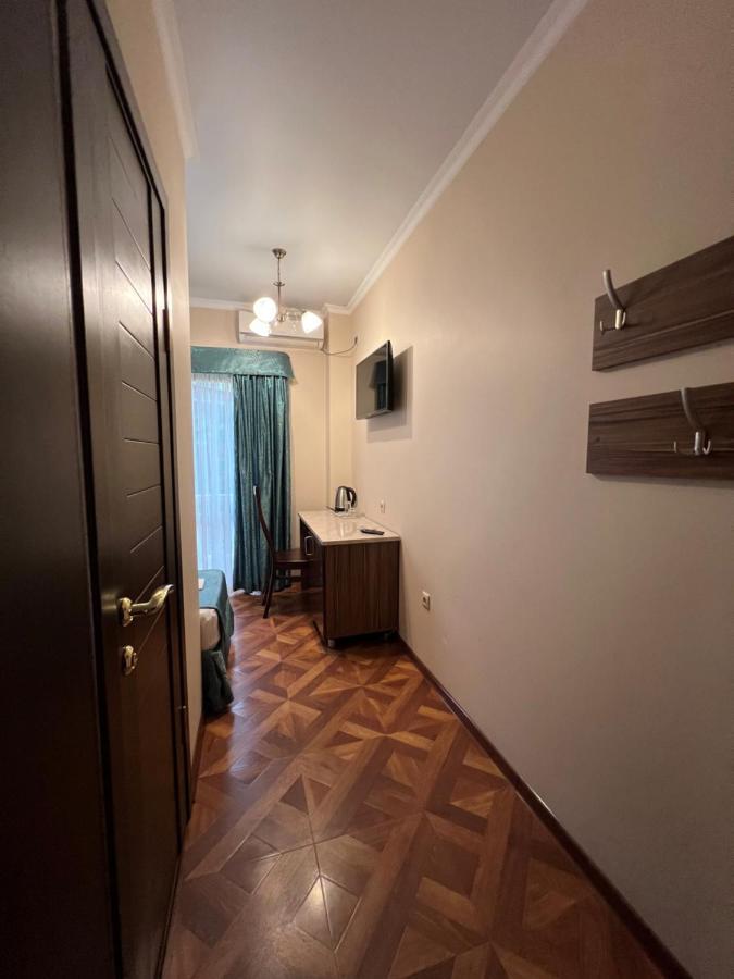 Guest House Ritsa Gagra Exterior photo
